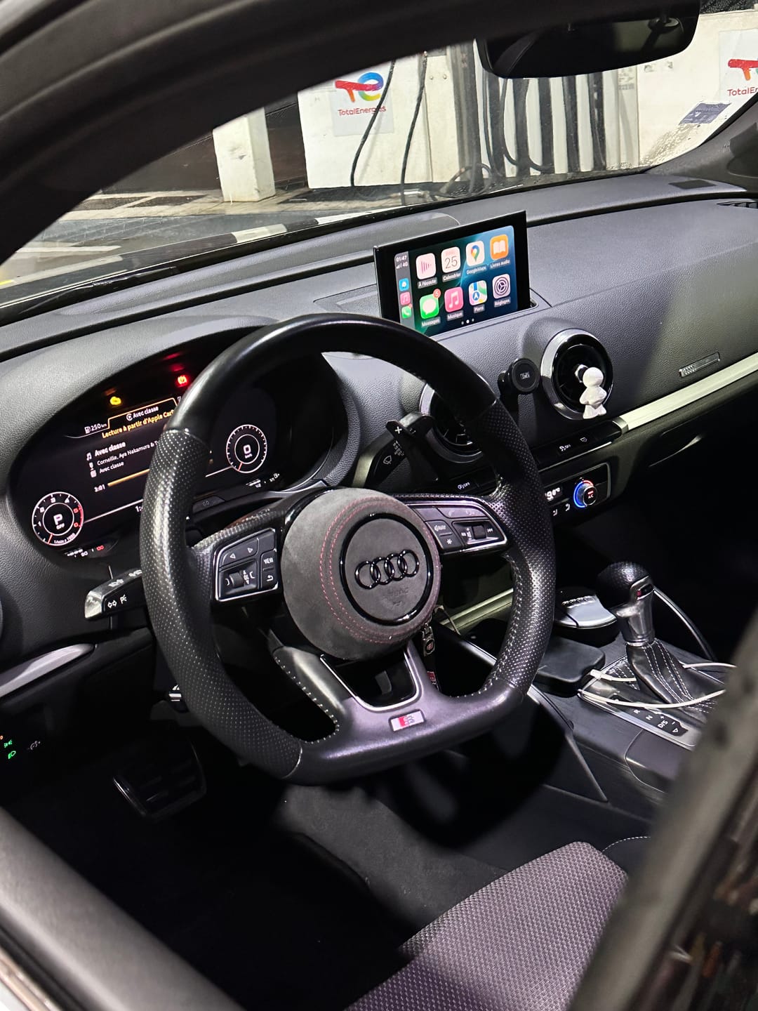Customer photo review of Cache Airbag Audi Rond Facelift Cuir / Alcantara 13.5cm