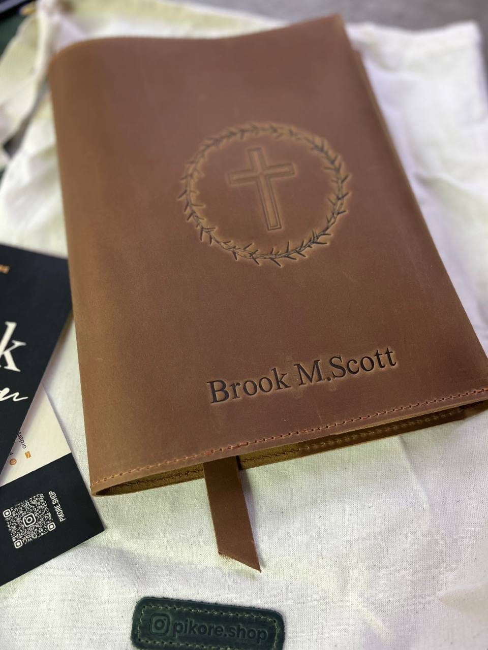 Customer photo review of Bible Case Vintage