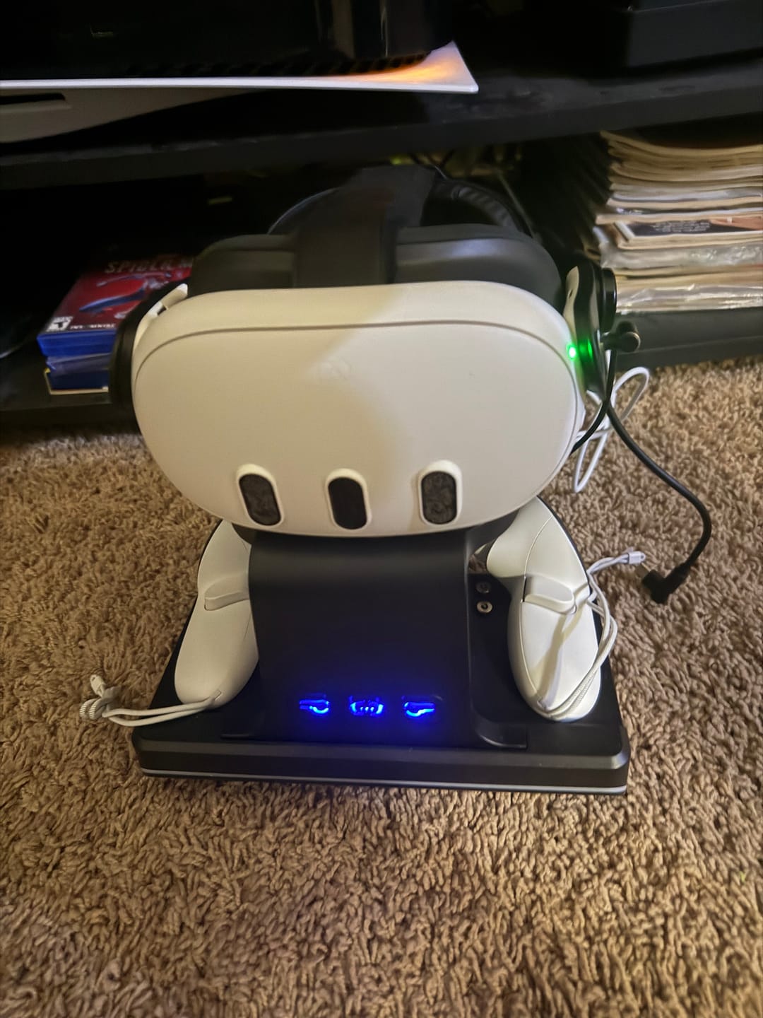 Customer photo review of Charging Dock for Quest 3/3S