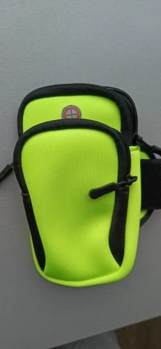 Customer photo review of Running Sports Arm Bag