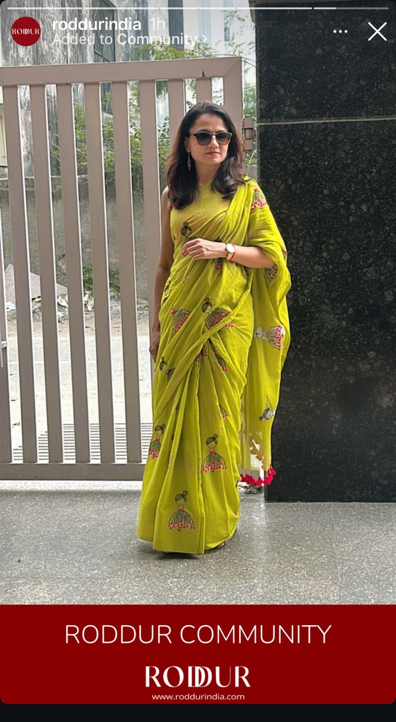 Customer photo review of Green Embroidery Mulmul Cotton Saree