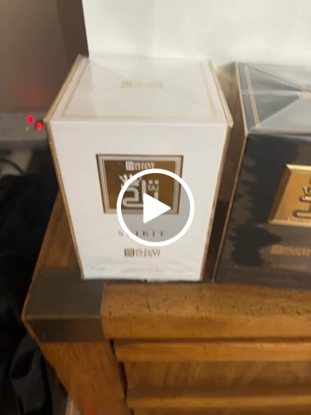 Customer video review of Taj Perfume & White TAJ Perfume