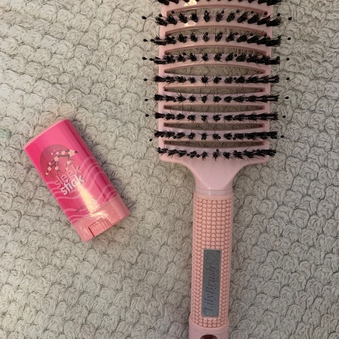 Customer photo review of Daily Detangling Magic Brush Set