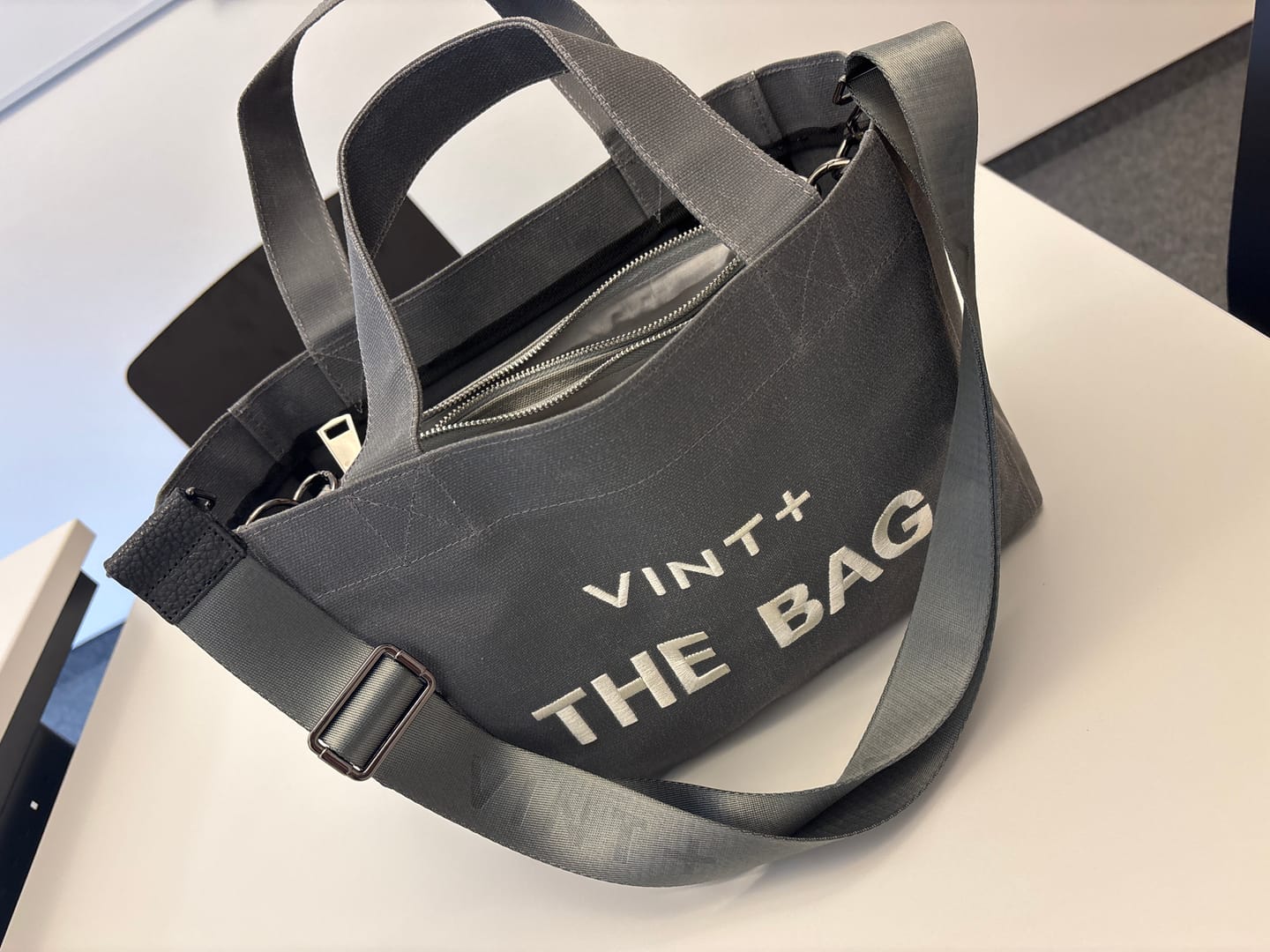 Customer photo review of CANVAS TOTE BAG - SMALL - GRAU