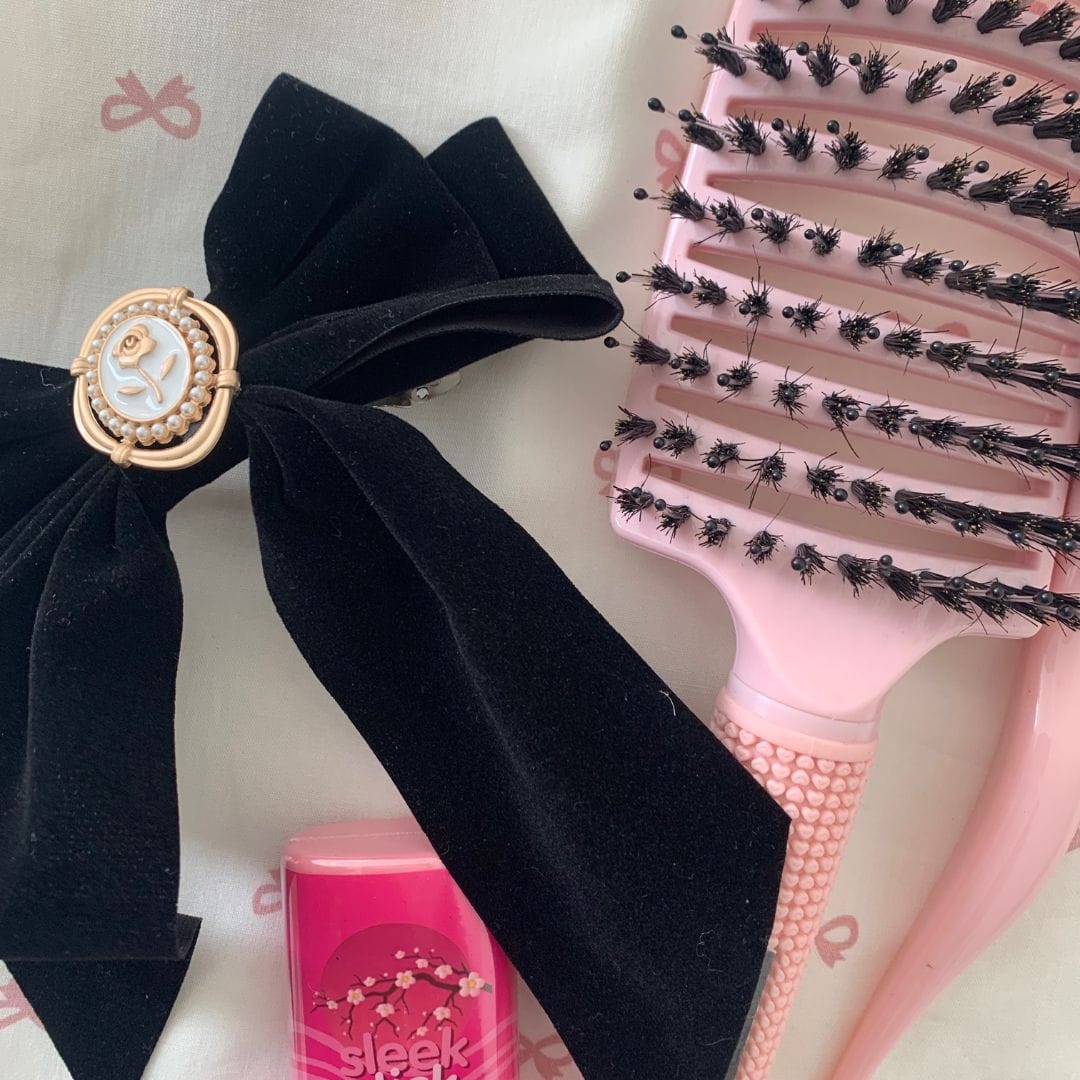 Customer photo review of Daily Detangling Magic Brush Set