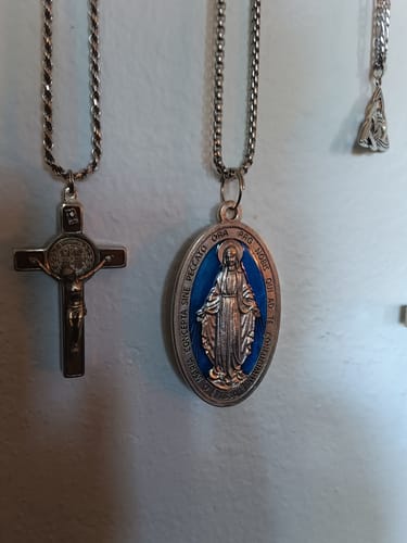 Customer photo review of Huge Miraculous Medal 3" with Blue Enamel - Blessed By Pope