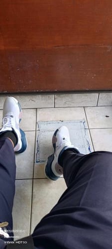 Customer photo review of Nike Men's Impact 4 Basketball Shoes