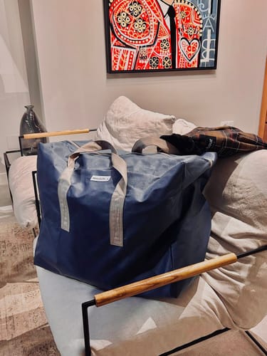 Customer photo review of Bolsa MyBigBag Petrol con asas y cremallera piedra