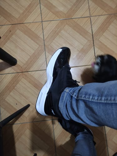 Customer photo review of Jordan Men's Max Aura 6 Casual Shoes