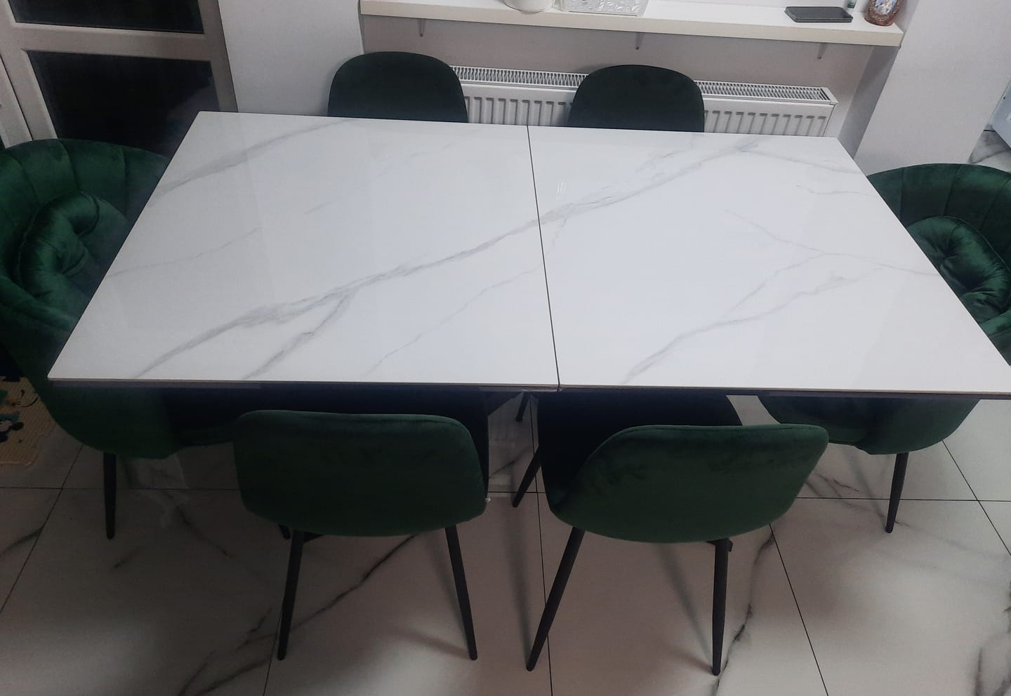 Customer photo review of Masa extensibila DIESEL, alb cu efect de marmura/negru, 160/200x90x76 cm