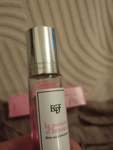 Customer photo review of Elixir Aux Phéromones.