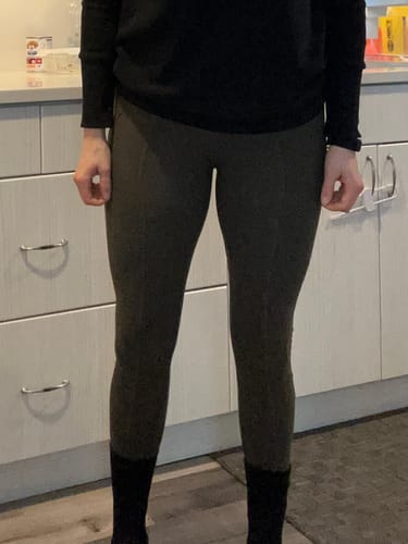 Customer photo review of Riya Leggings