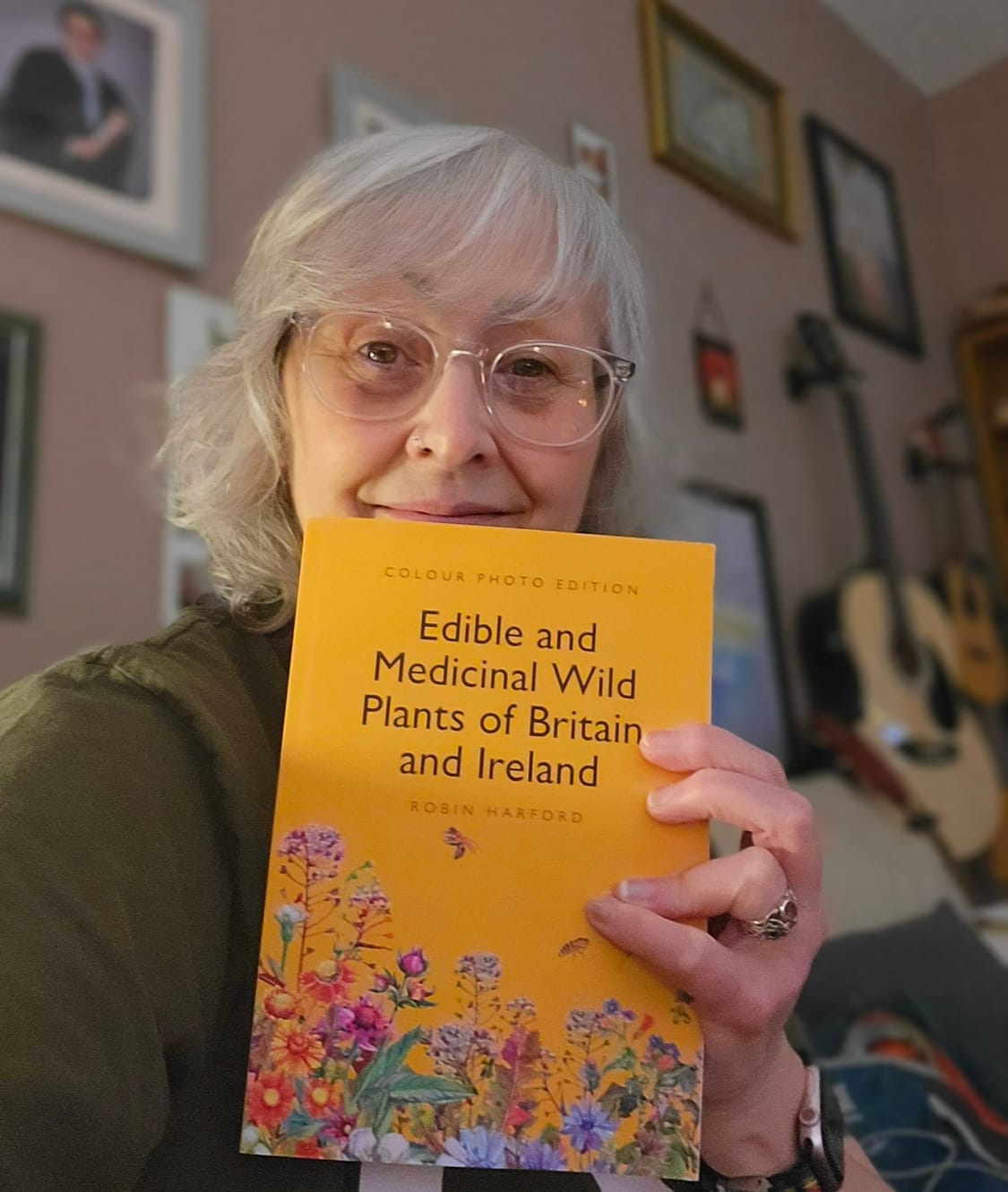 Customer photo review of Edible and Medicinal Wild Plants of Britain and Ireland