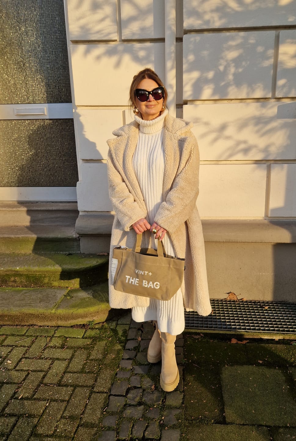 Customer photo review of CANVAS BAG - SMALL - BEIGE