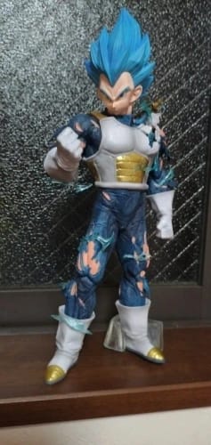 Customer photo review of 28cm Dragon Ball Z Super Saiyan Vegeta Figure – PVC GK Action Model Statue & Collectible Gift Toy