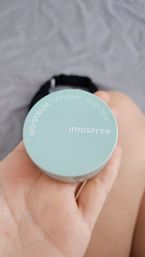 Customer photo review of No sebum Mineral Powder | Polvo sellador control de grasa