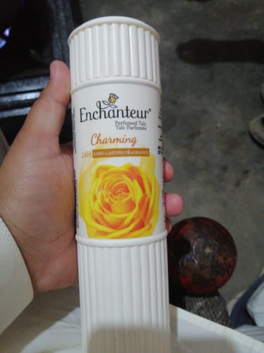 Customer photo review of Enchanteur Charming Perfumed Talcum Powder 250g