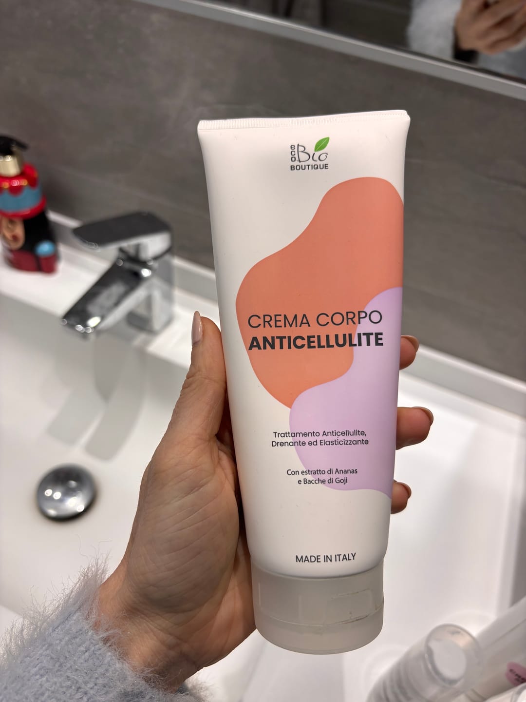 Customer photo review of Crema Corpo Anticellulite