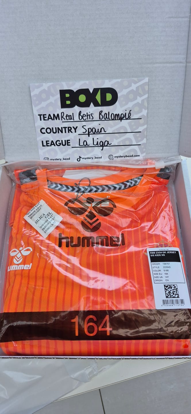 Customer photo review of Kid's Football Shirt Mystery Box