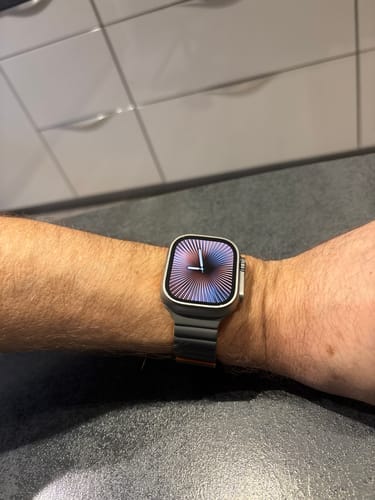 Customer photo review of Apple Watch Siliconband "Ferron"