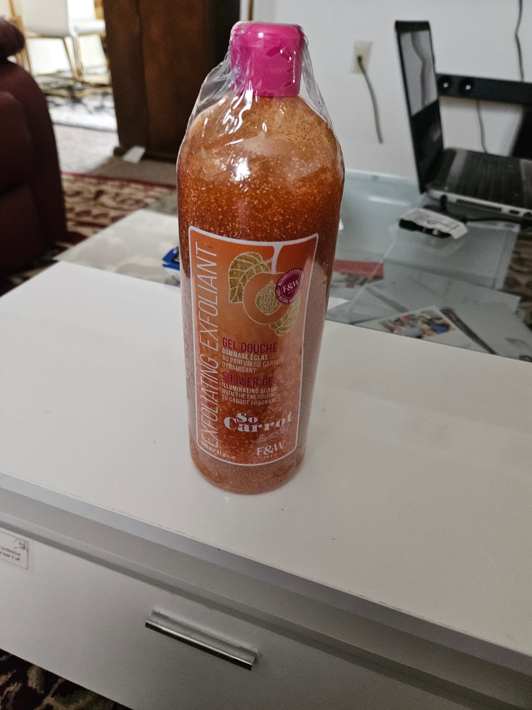 Customer photo review of Fair and White So Carrot Exfoliating Shower Gel 31.78 fl oz