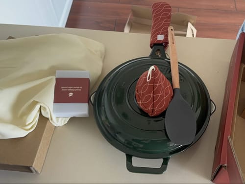 Customer photo review of No. 10 Enamel Coated Cast Iron Pan