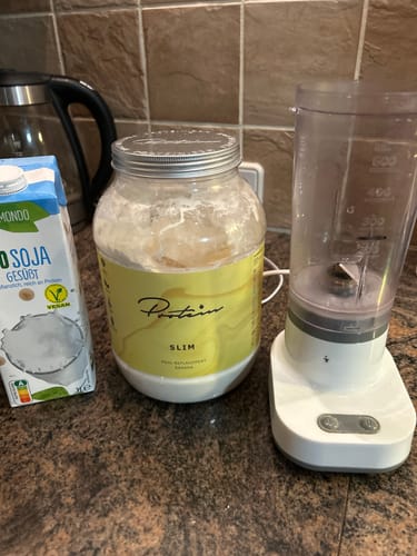 Customer photo review of Slim Meal Replacement | 34 Meals