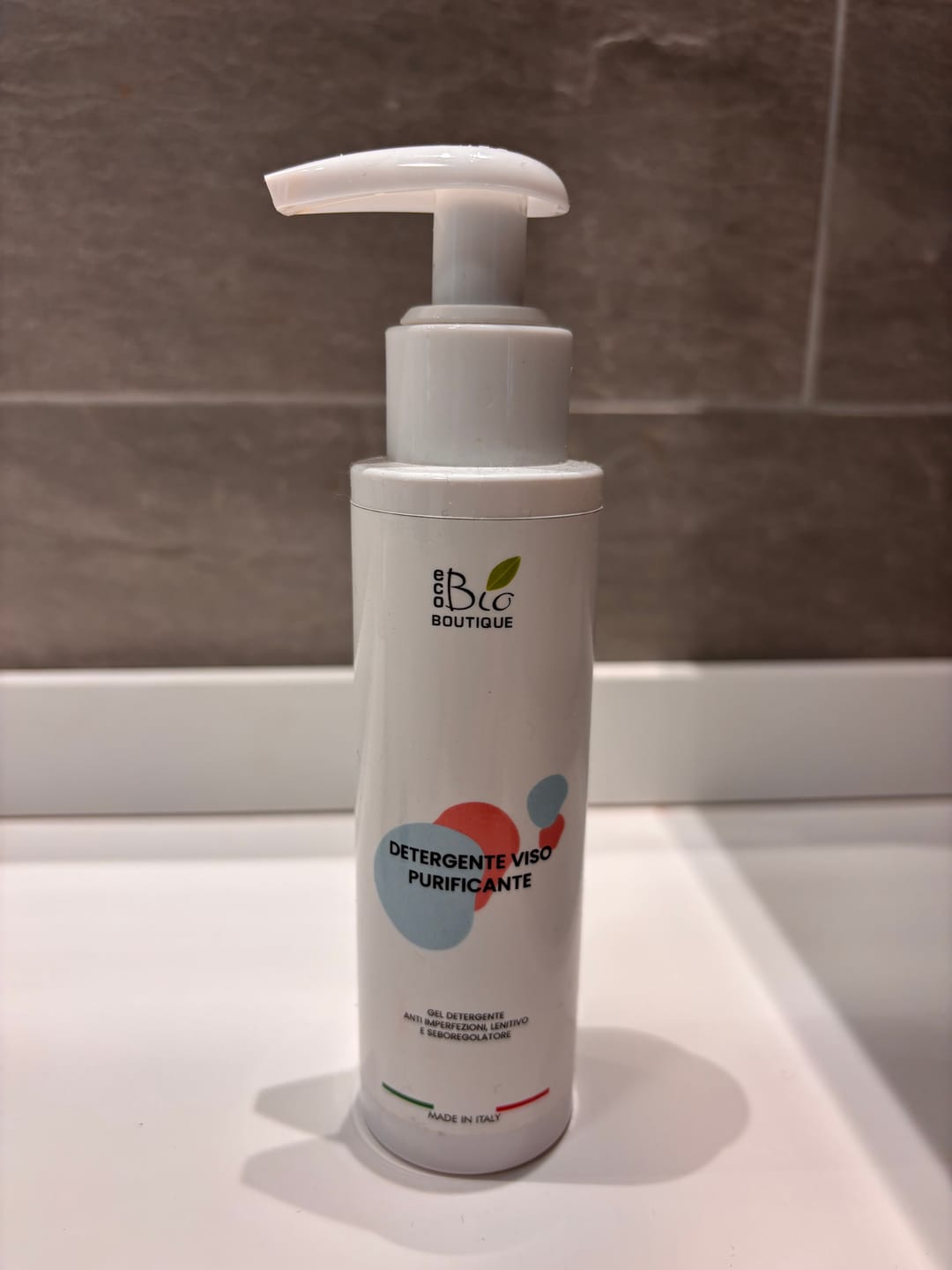 Customer photo review of Detergente Viso Purificante