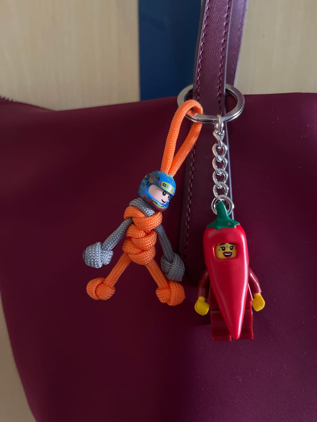 Customer photo review of Limited Edition Oscar Piastri Racing Paracord Buddy Keychain