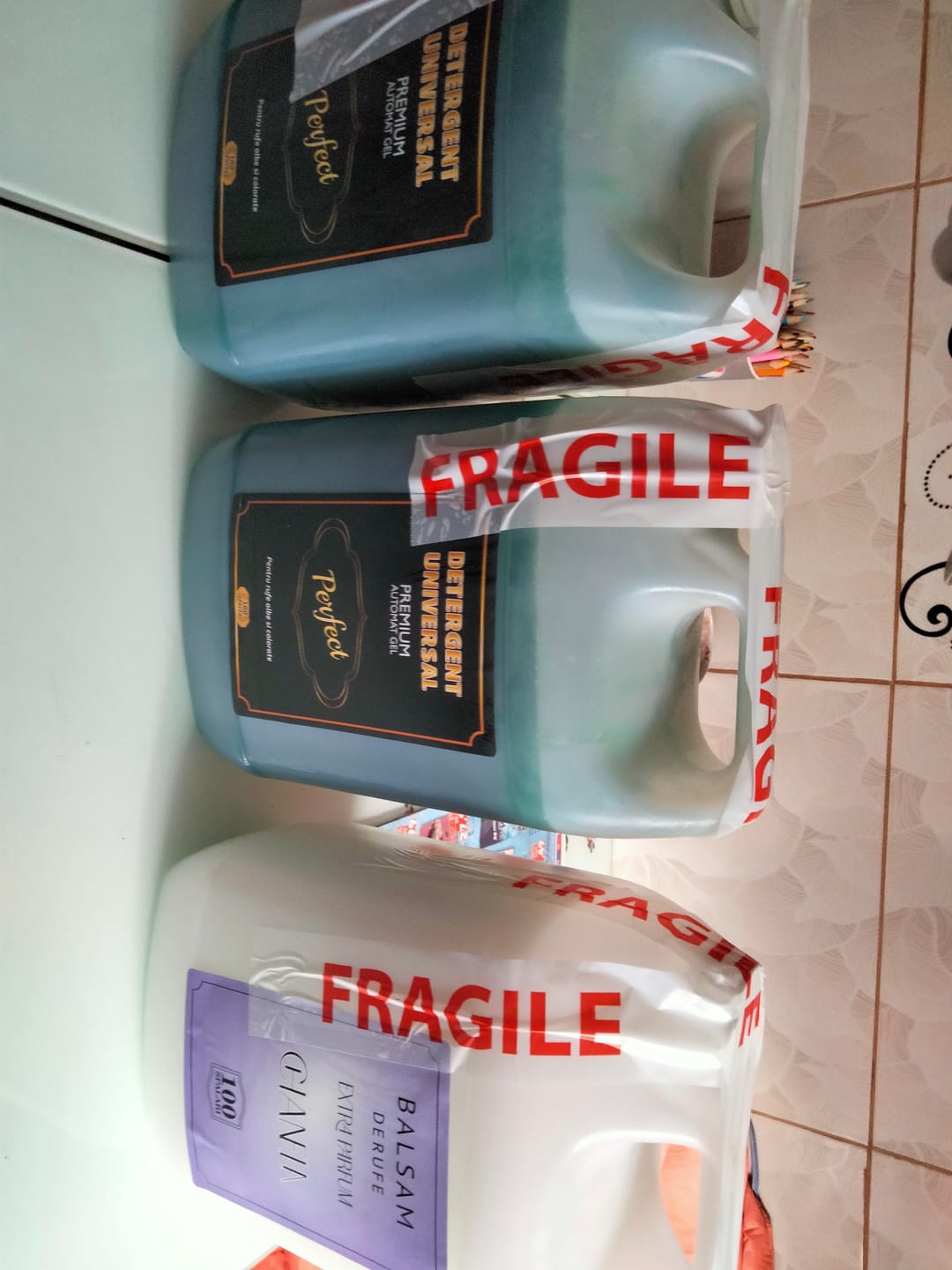 Customer photo review of Pachet 2x Detergent Universal Premium Automat Gel- 10L + 1x Balsam de rufe 5L Extra Parfum Chanela