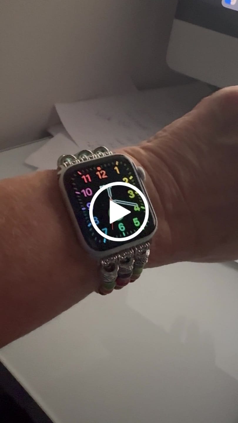 Customer video review of Vibrant Chakra Stretch Apple Watch Strap