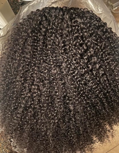 Customer photo review of Wavymy Upgrade Kinky Curly No Leave Out V Part Wig Human Hair Wear Go Glueless V Part Wig For Women 180% Density