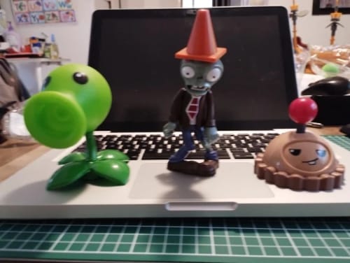 Customer photo review of New Plants vs Zombies Figures Potato Mine Chomper Conehead Toy