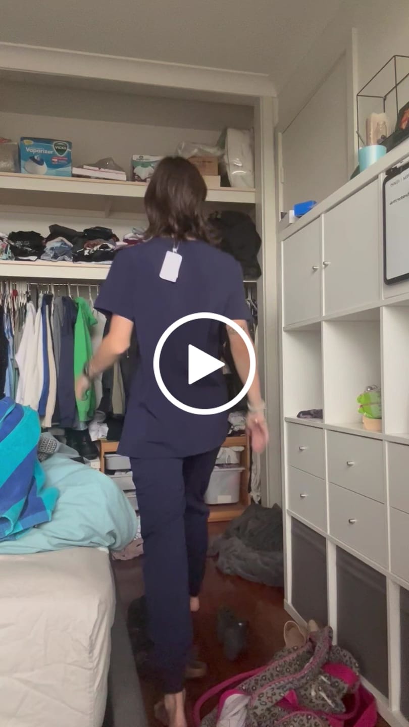 Customer video review of LUCY Jogger Scrub Pants (Original SLTECH™ fabric) - Navy