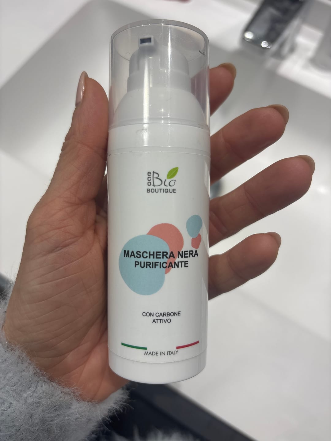 Customer photo review of Maschera Nera Purificante