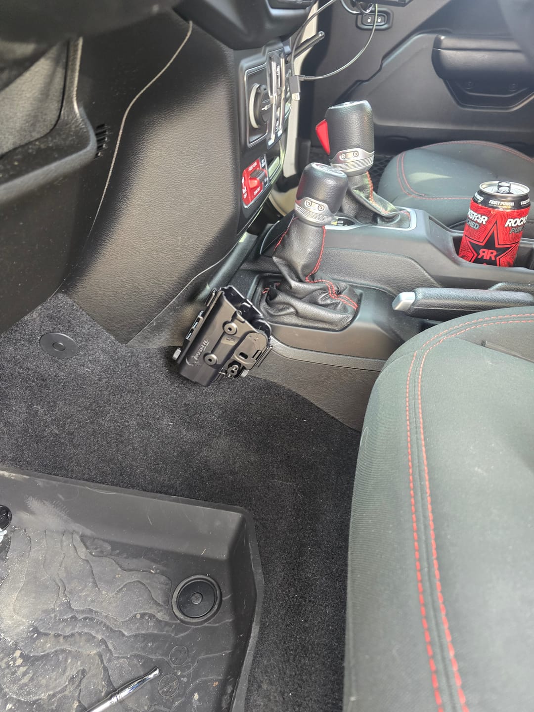 Customer photo review of JL/JLU UNIVERSAL ACCESSORY MOUNT