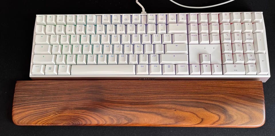 Customer photo review of Mechanical Keyboard Wrist Support
