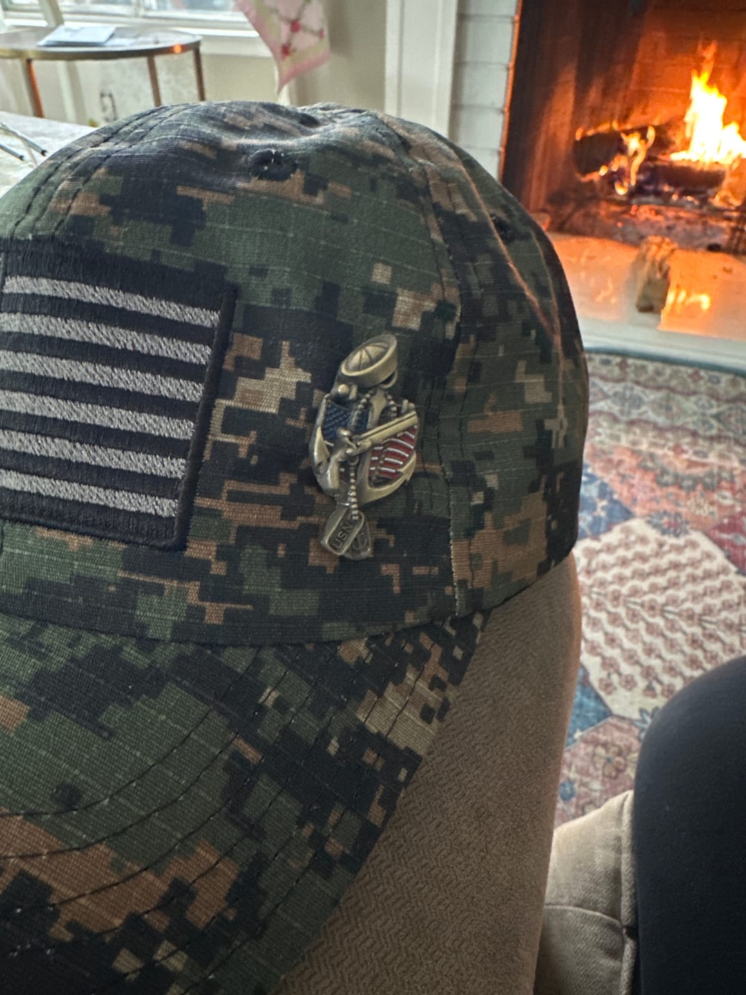 Customer photo review of US Navy Veteran Pin