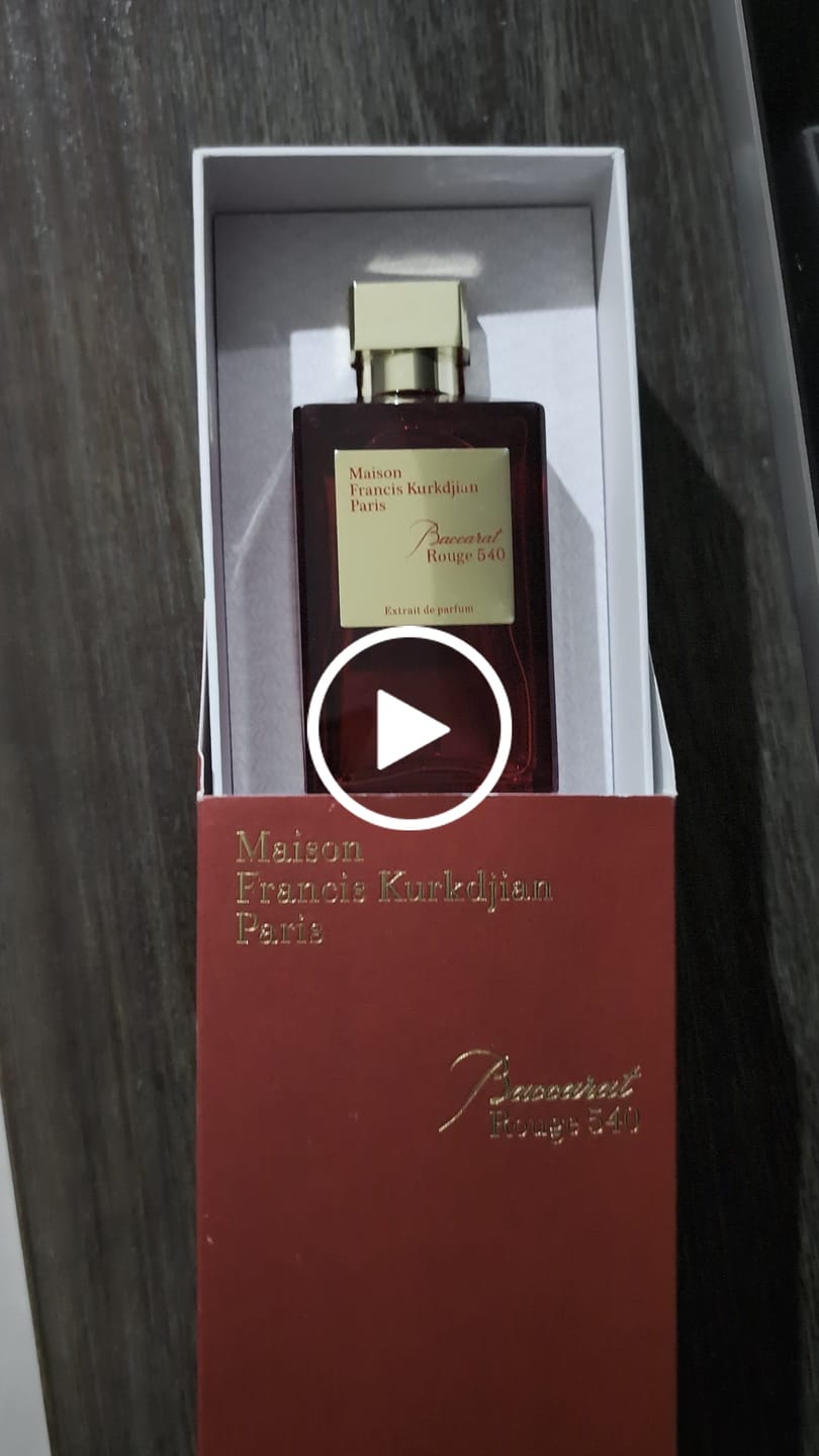 Customer video review of Baccarat Rouge 540 Extrait de Parfum for Men and Women