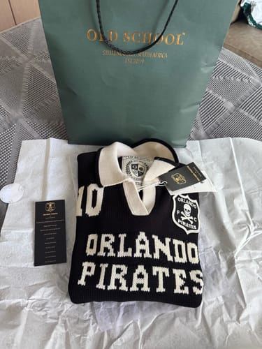 undefined review of Pirates Supporters Knitted Jersey image 1 out of 5