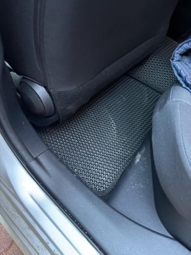 Customer photo review of Dywaniki samochodowe na zamówienie - Przód i tył