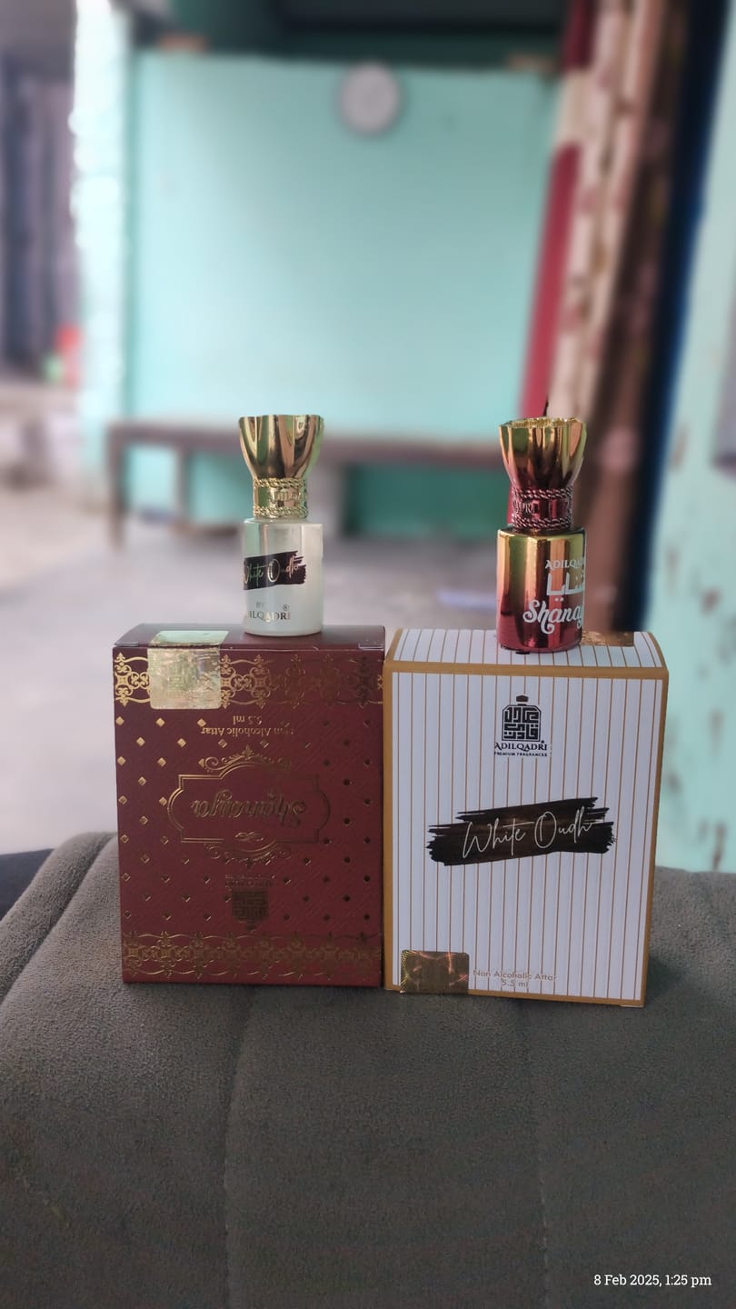 Customer photo review of 2 Pcs Attar Set Shanaya And White Oudh 5.5 Ml Each