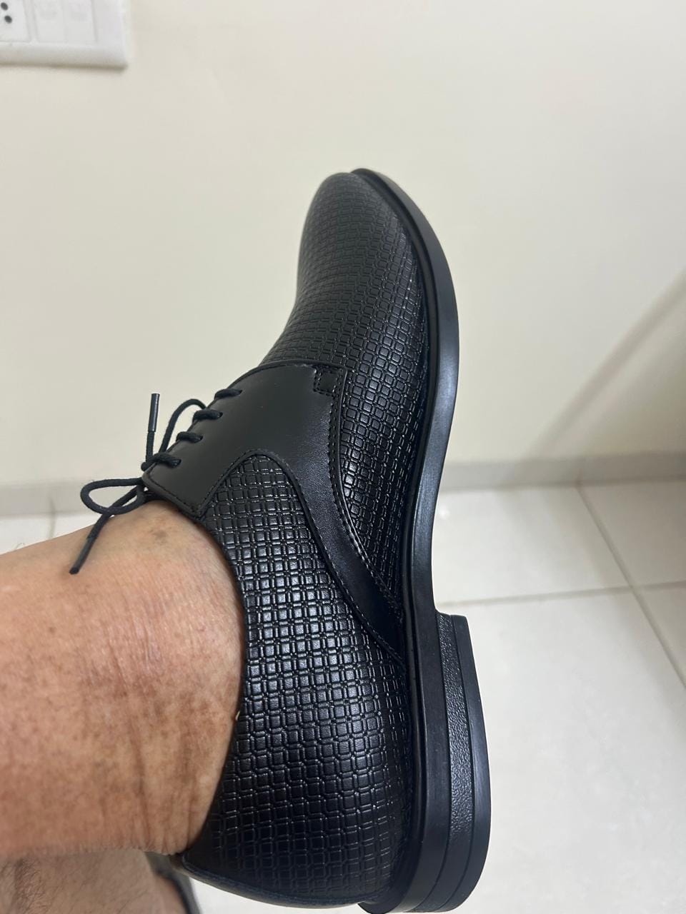 Customer photo review of Bacca Bucci OSLO Formal Shoes with Superior Comfort | All Day Wear Office Or Party Lace-up Shoes