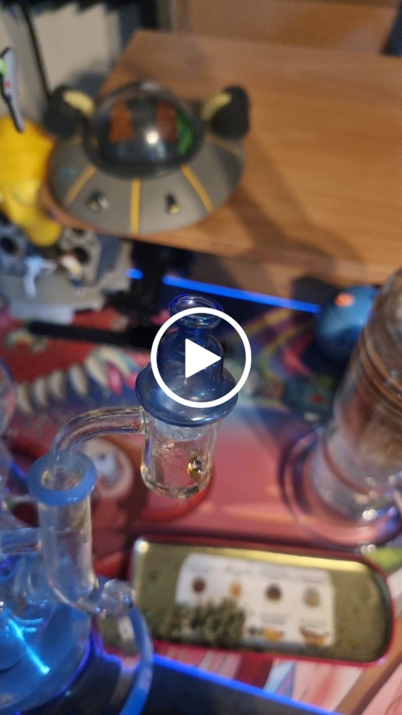 Customer video review of HONEY HIVE CARB CAP