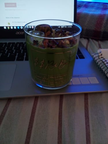 Customer photo review of Rich Bae Magical Candle