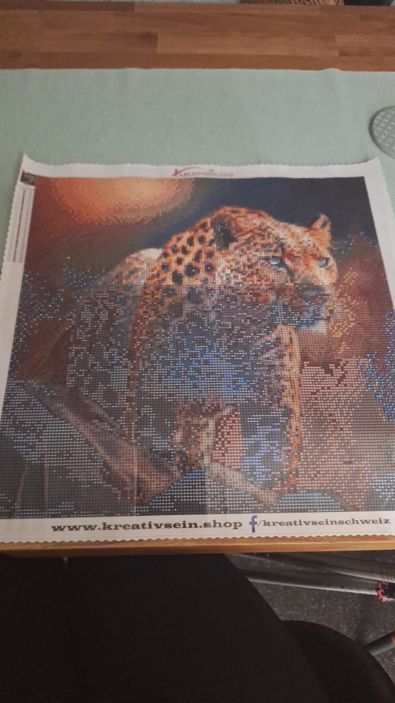 Customer photo review of Leopard in Lauerstellung - 5D DIY Diamond Painting