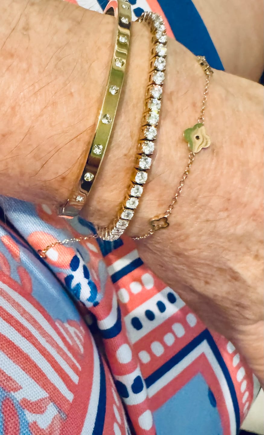 Customer photo review of Regalia Bangle