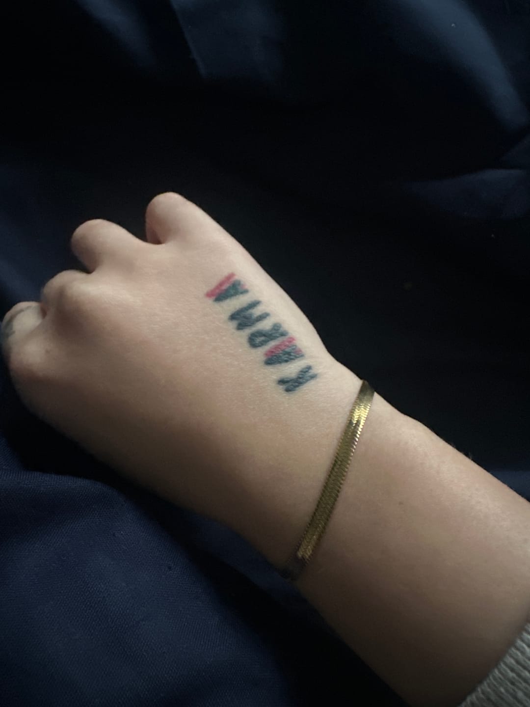 Customer photo review of Essentials Bracelet