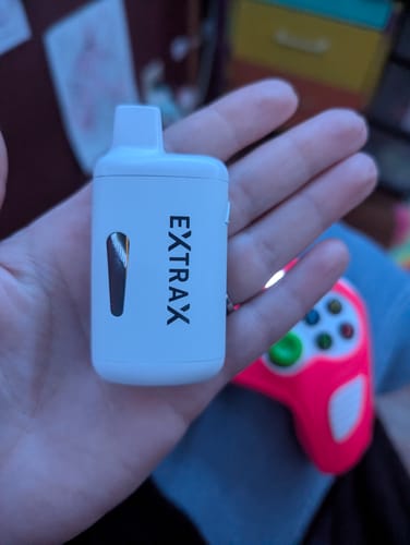 Customer photo review of Adios Extrax Grandmommy Purple Indica THCA THC-P Disposable Vape Pen 4.5g