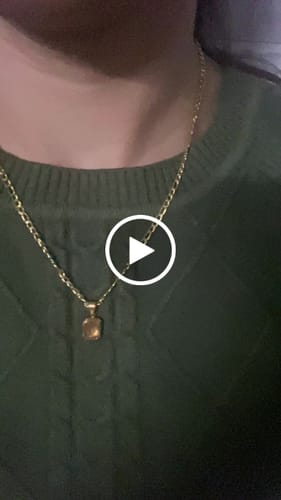 Customer video review of Everyday Exquisite Brown Stone Gold Necklace